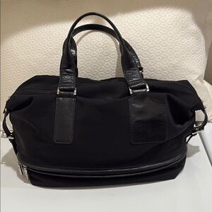 ⭐️HOBO INTERNATIONAL Black Overnight Bag—Zippered Bottom—Expandable—Great Cond!